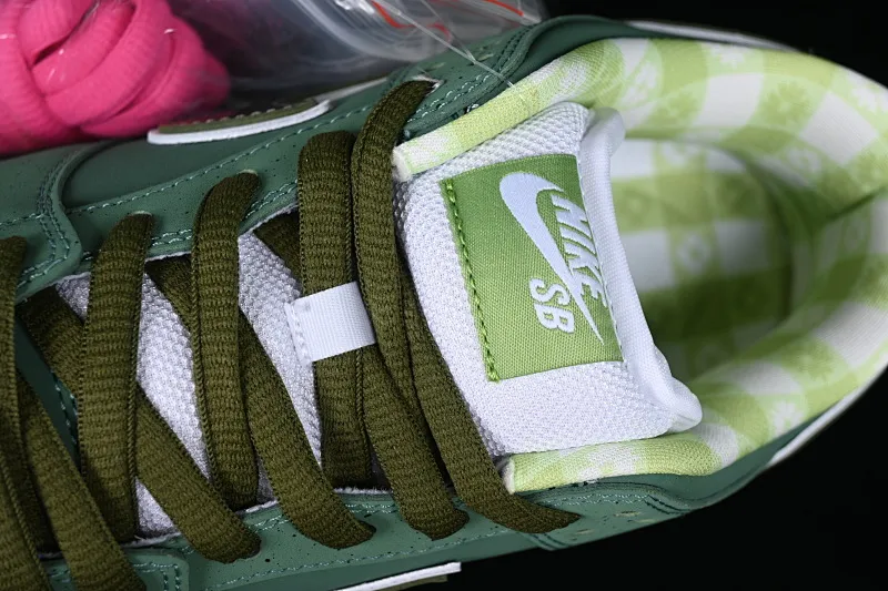 All categories Nk SB Dunk Series Nk SB Dunk Low low-top sneakers K version Concepts x Nk Dunk Low Pro SB "Green Lobster" Green Lobster SB low-top sports and leisure sneakers BV1310-337